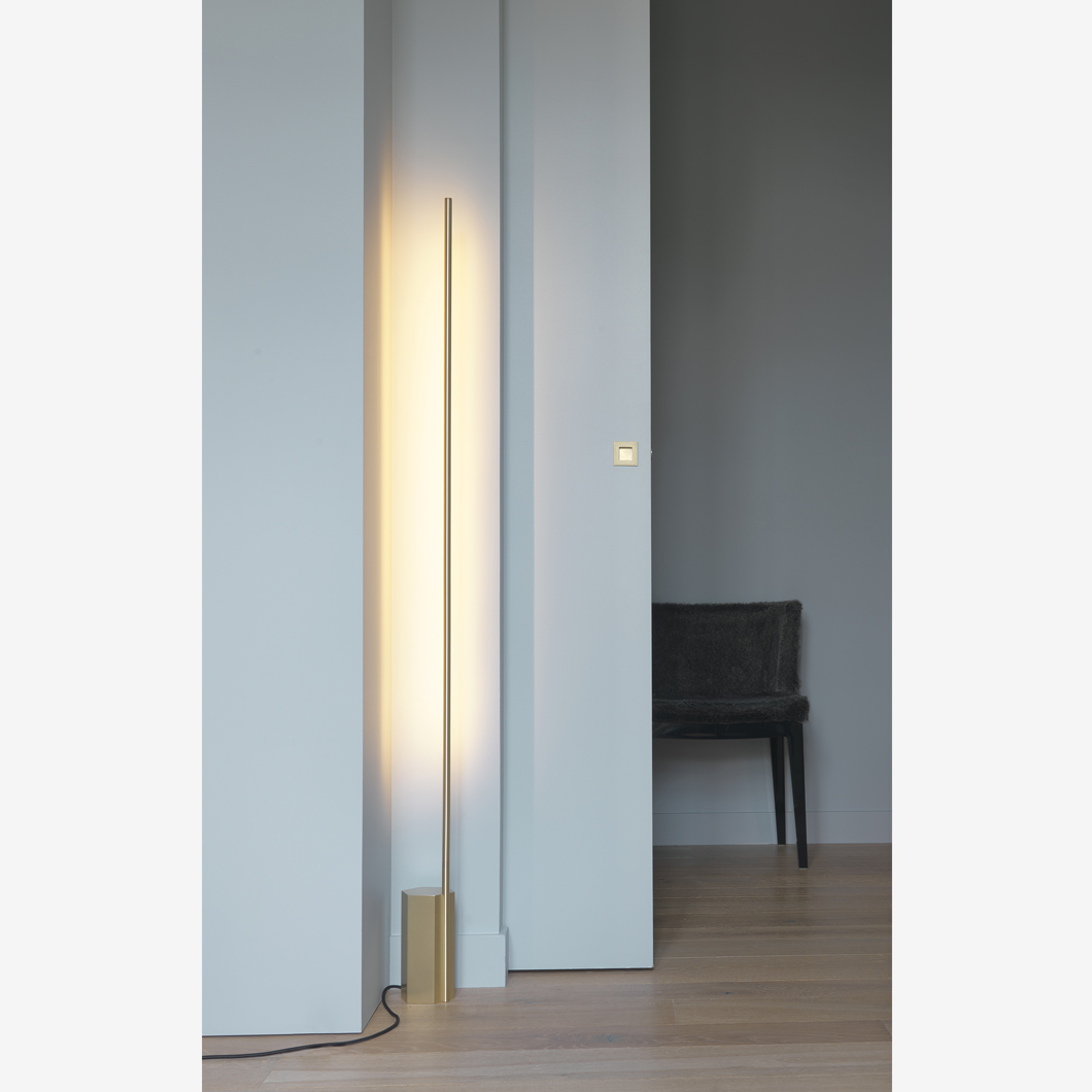 CVL Luminaires Link LED Floor Lamp| Image:0