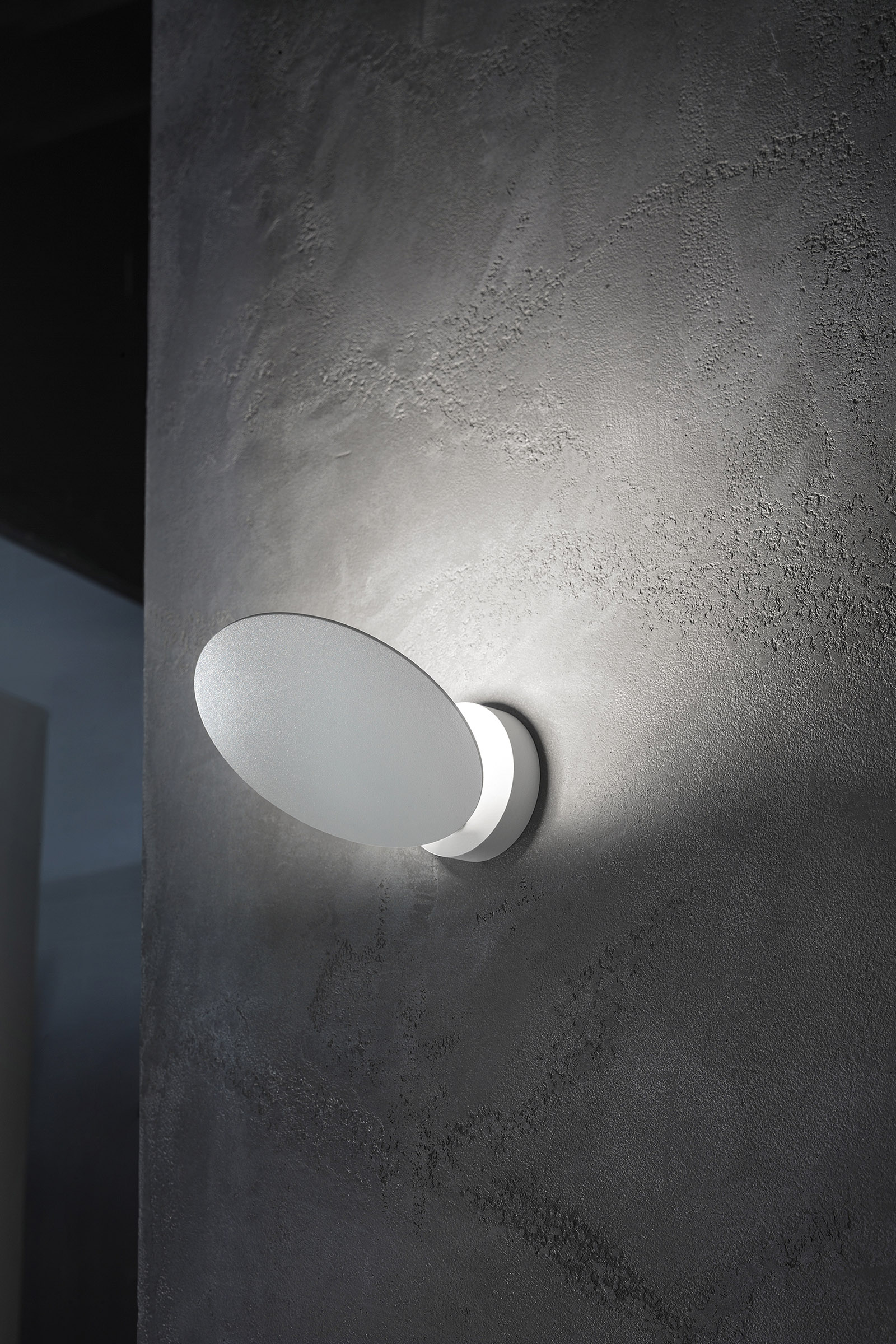 Lodes Puzzle Outdoor LED Wall Light| Image:11