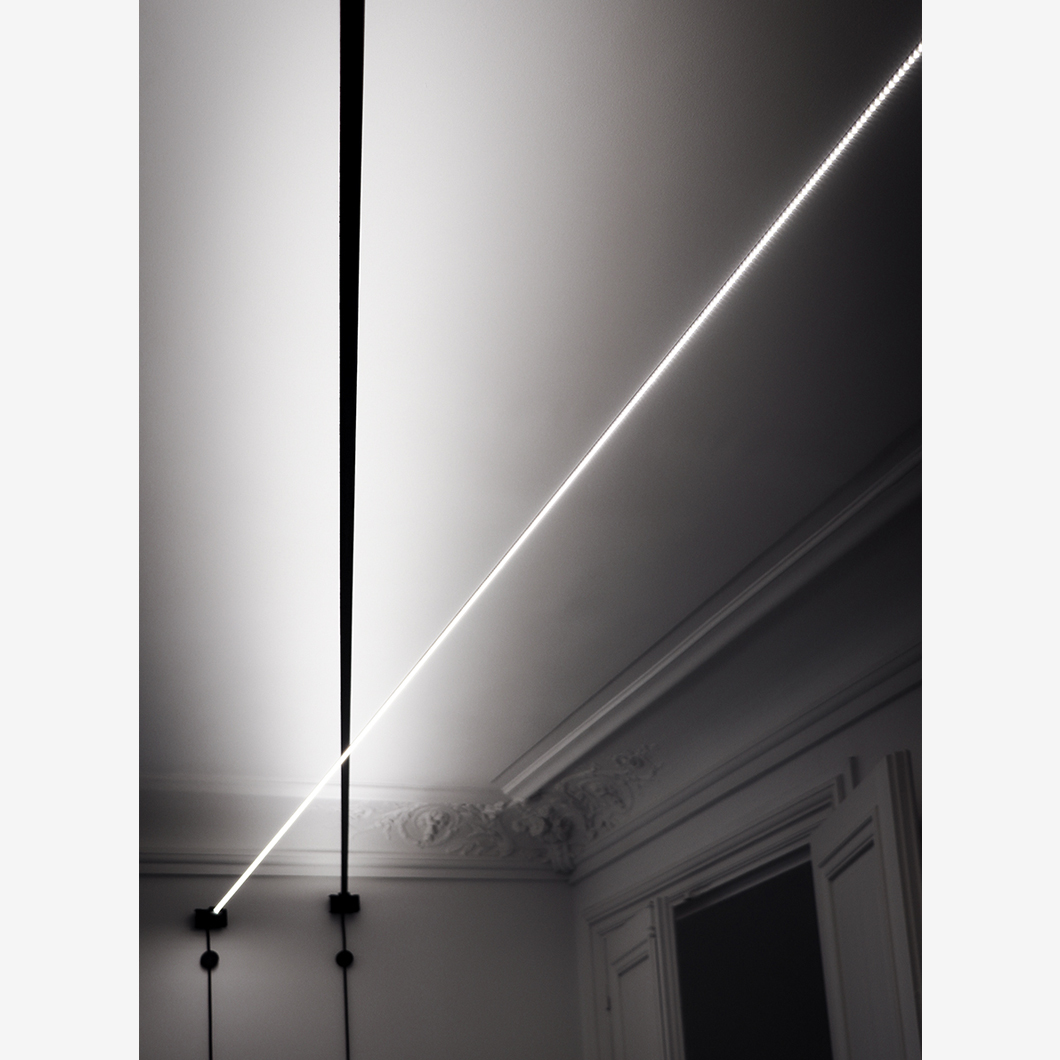 Davide Groppi Flash LED Wall & Ceiling Light| Image:0