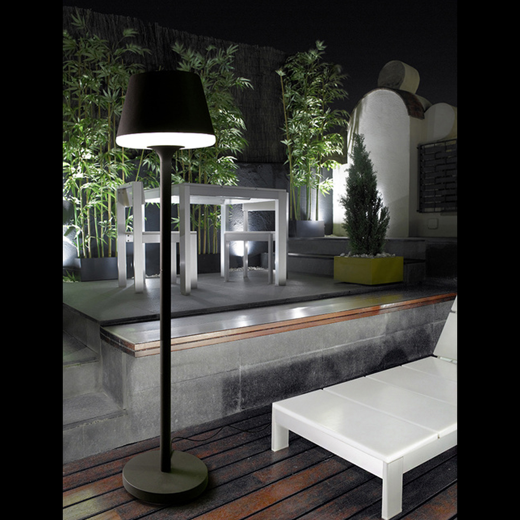 Dub Luce Silhouette IP44 Outdoor Floor Lamp| Image:3