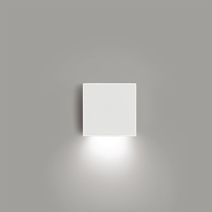 Vibia Alpha Square Wall Light| Image : 1