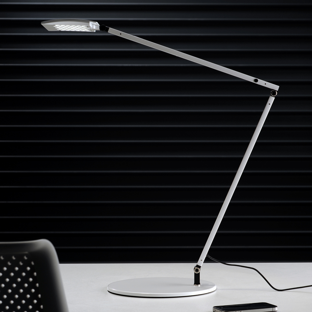 Koncept Desk Lamp