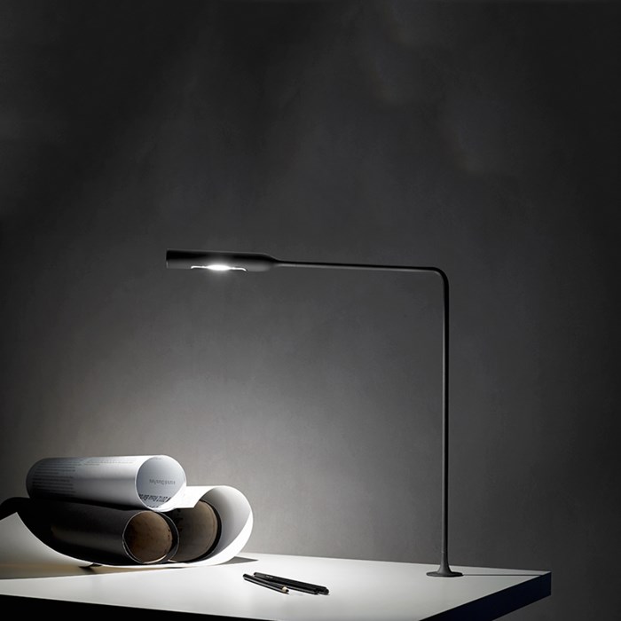 Lumina Flo LED Desk Lamp With Grommet| Image:4
