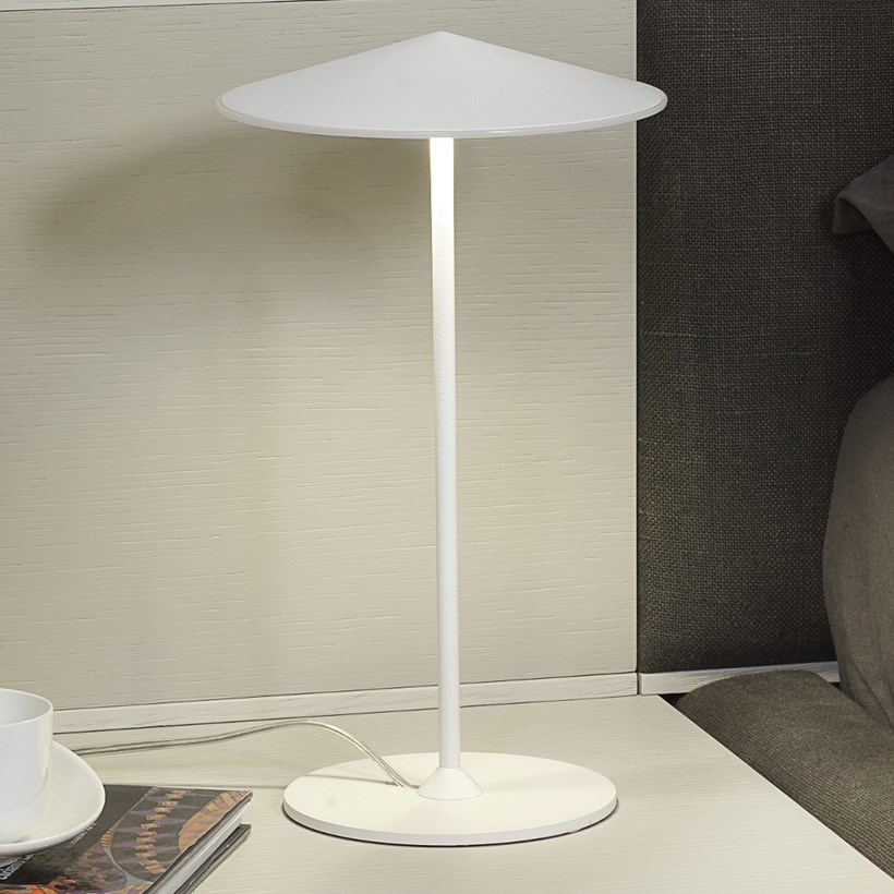 Milan Iluminacion Pla Table Lamp| Image : 1