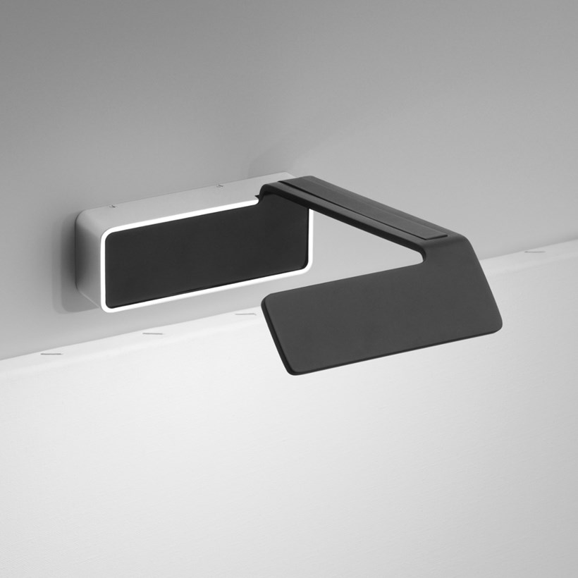 Vibia Alpha Picture Wall Light| Image : 1