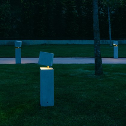 Vibia Break Exterior Bollard alternative image