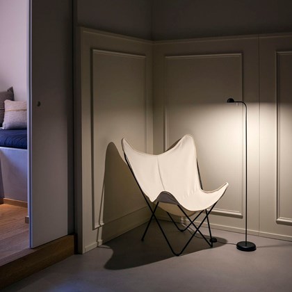 Vibia Pin Floor Lamp alternative image