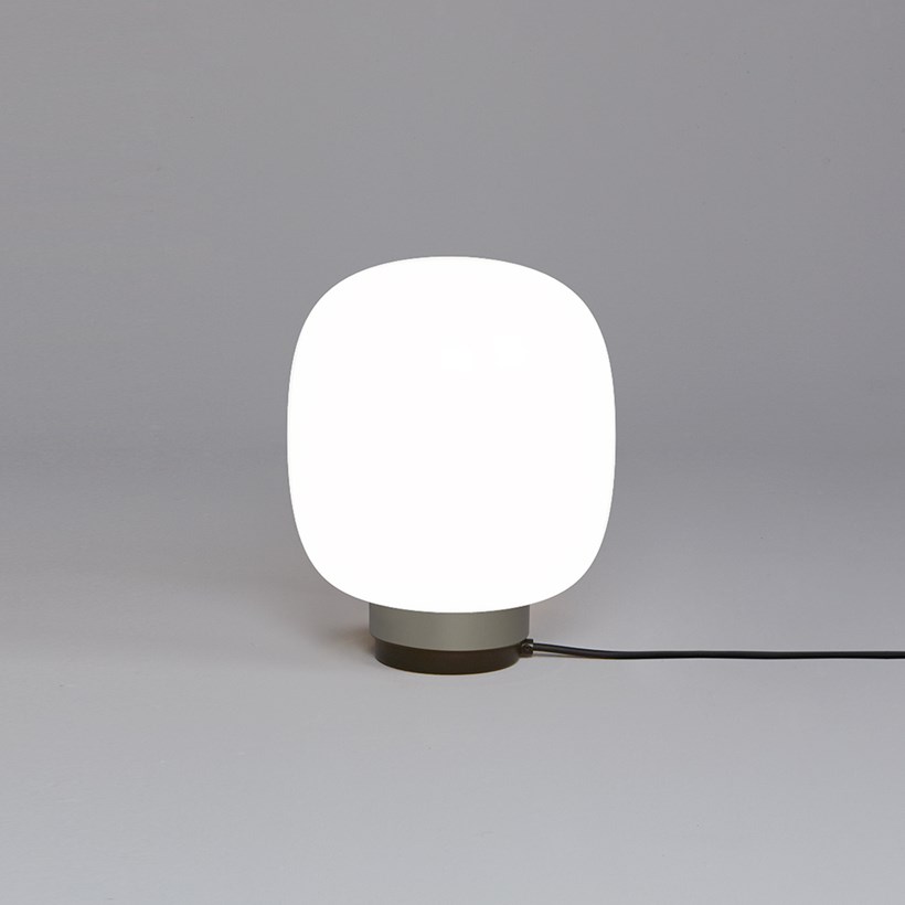 Tooy Legier LED Table Lamp| Image:1
