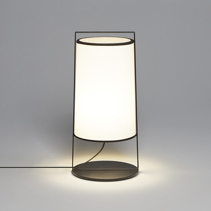 Tooy Macao Table Lamp| Image:2