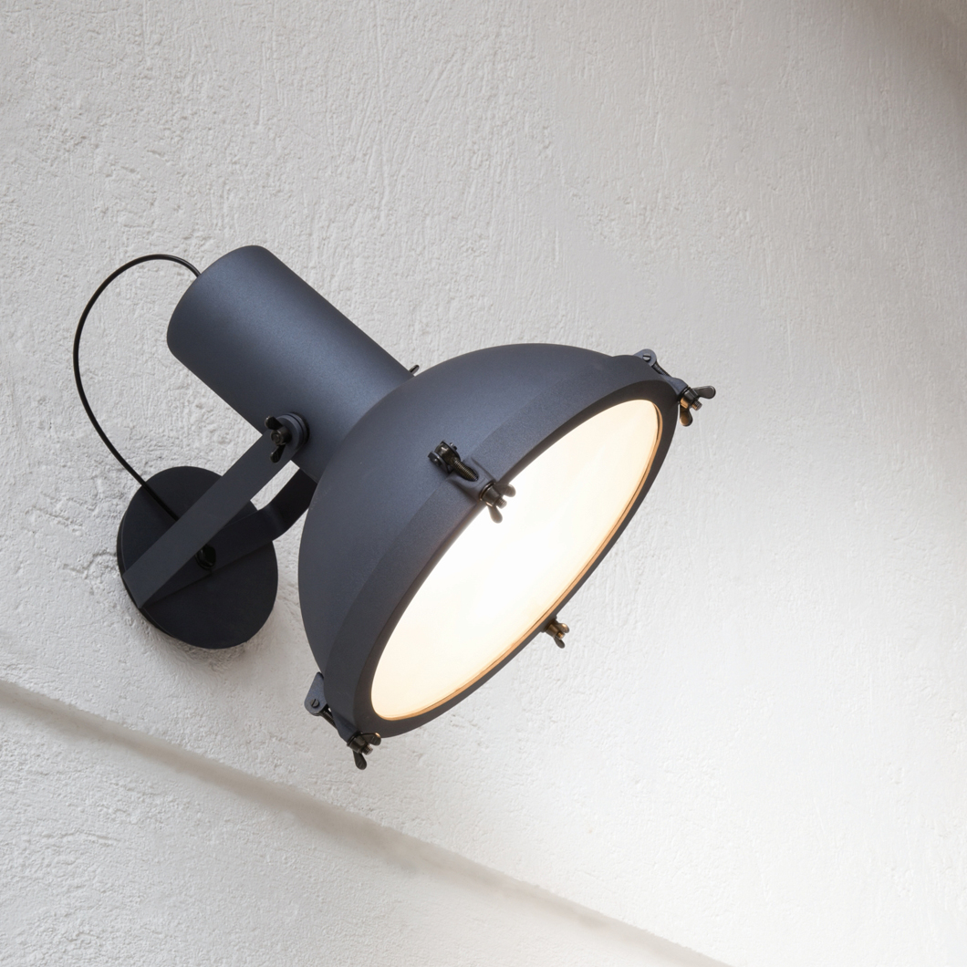 Nemo Projecteur 365 Wall / Ceiling Light | Darklight Design