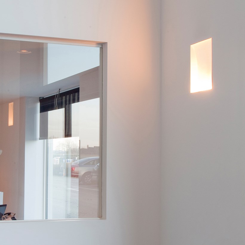 Brick In The Wall XT Fluo Plaster In Recessed Light| Image:2