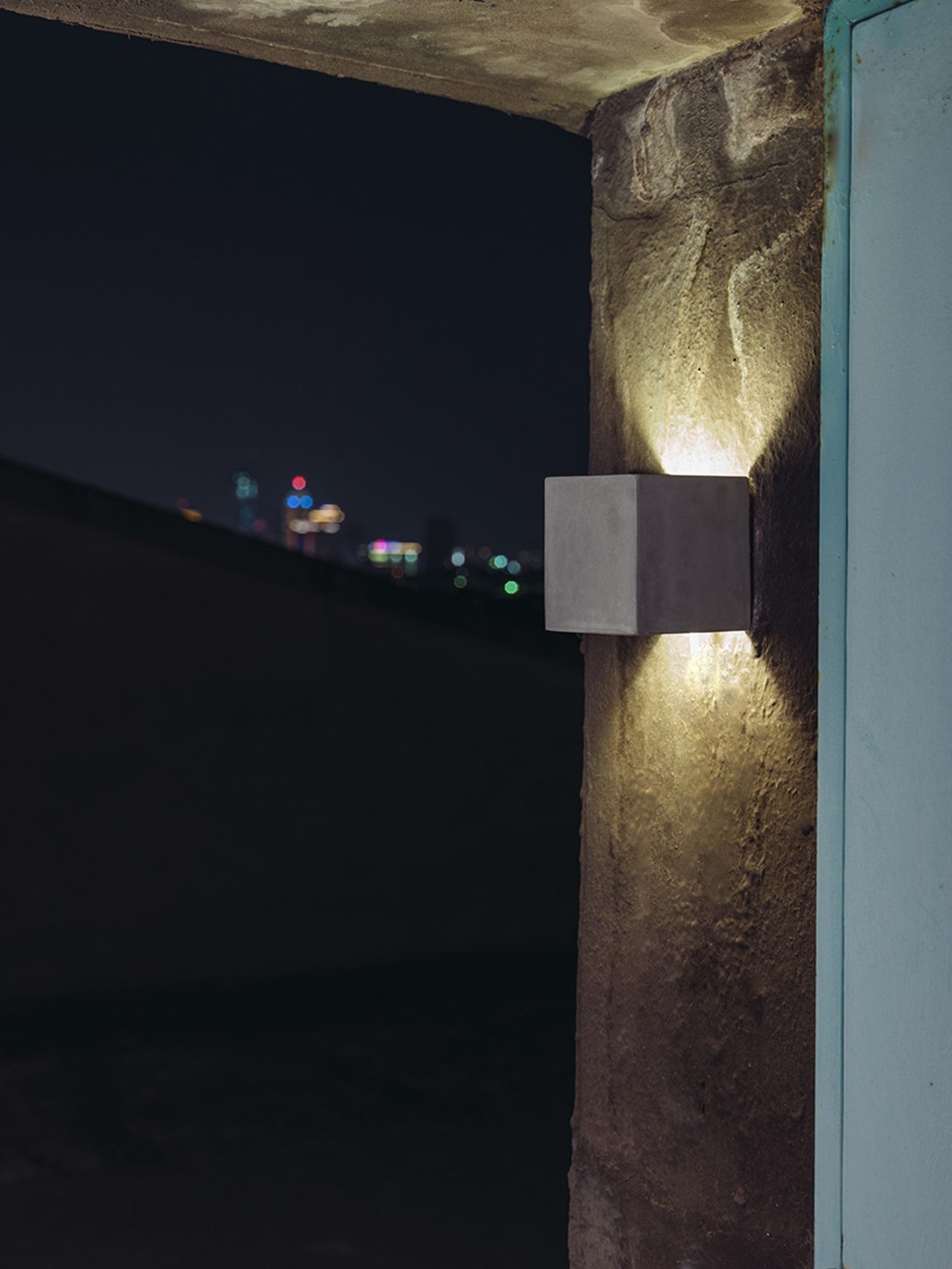 Seed Design Castle Square LED IP65 Concrete Wall Light| Image:7