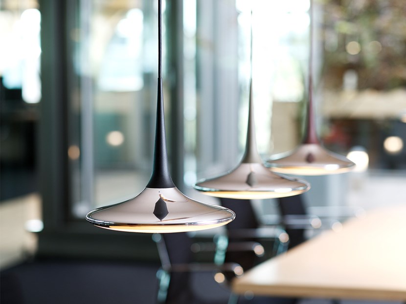 Tobias Grau Falling Leaf 'Trace 3/130' LED Pendant| Image:2