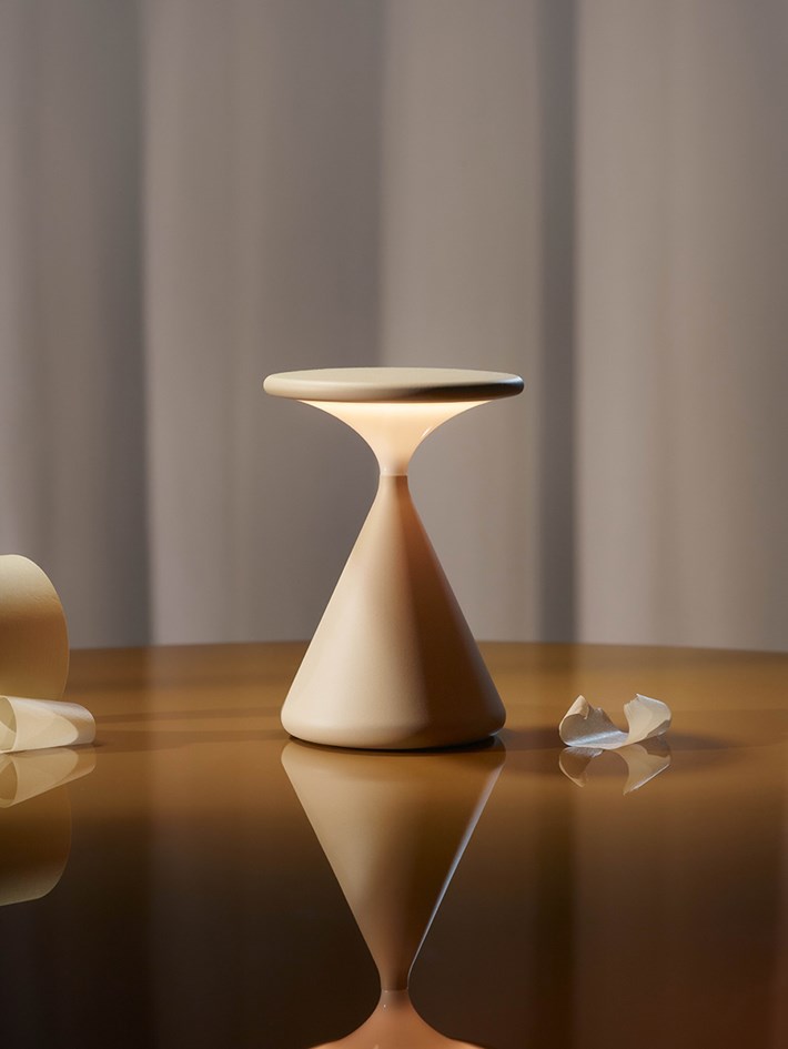 Tobias Grau Salt And Pepper Portable Cordless LED Table Lamp| Image:11