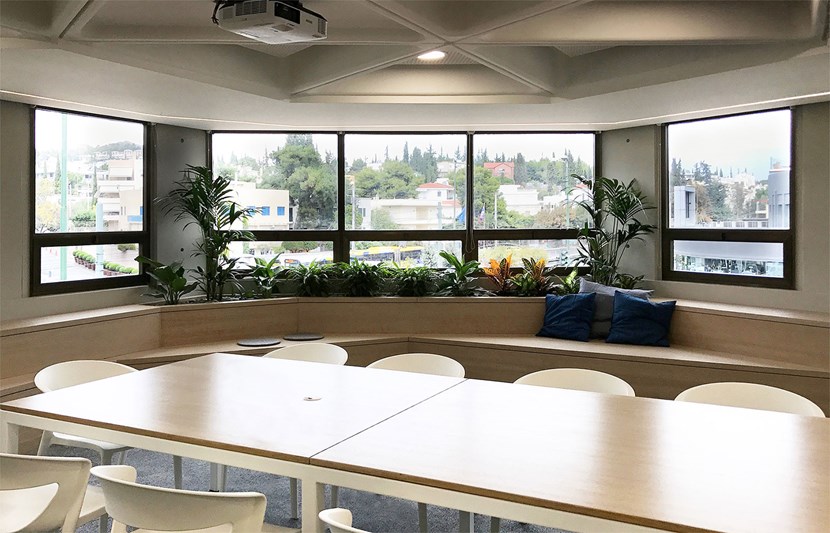 Nama Modular Fos 17 Plaster In Downlight Light installed in a contemporary meeting room in an office