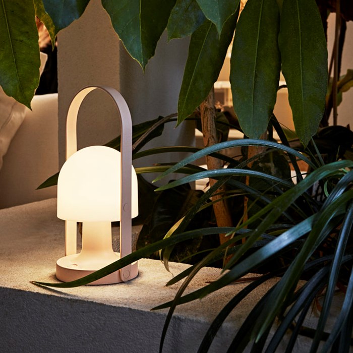 Marset FollowMe Portable Cordless LED Table Lamp| Image:11
