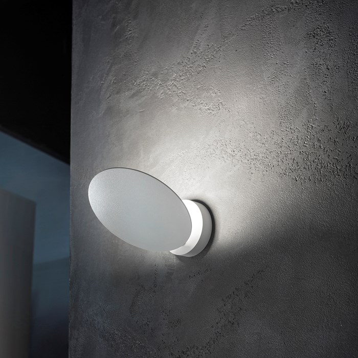 Lodes Puzzle Outdoor LED Wall Light| Image:4
