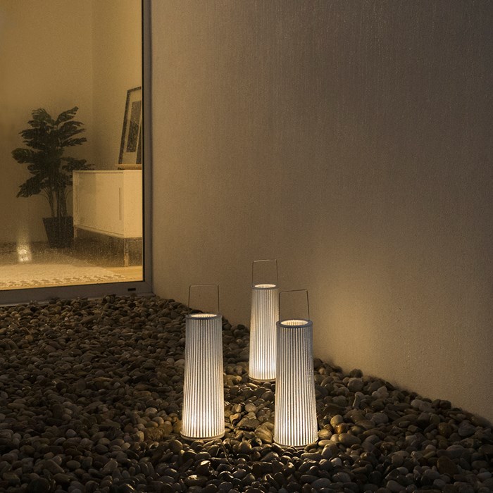 Arturo Alvarez Hipatia Portable Cordless LED IP64 Outdoor Table Lamp| Image:1