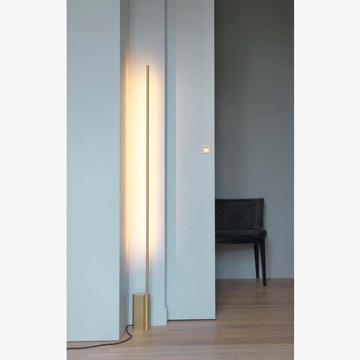 CVL Luminaires Link LED Floor Lamp| Image:1