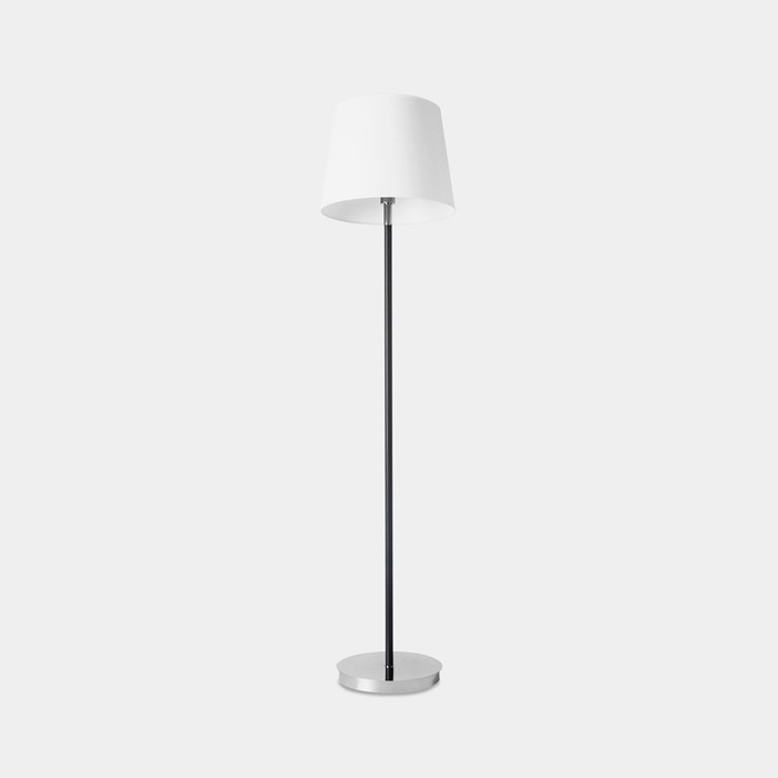 Raito Kurashikku Floor Lamp| Image : 1