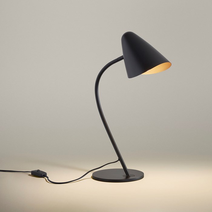 Raito Kyokusen Table Lamp| Image:1