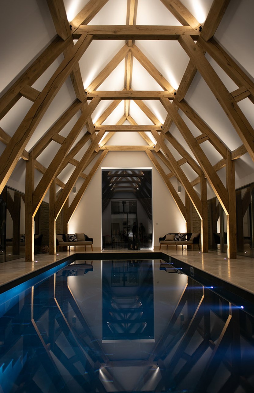 Lighting Design Pickwick indoor swimming pool with IP68 underwater lighting & spotlights in the ceiling eaves