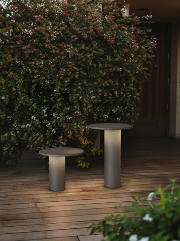Dub Luce Eclisse LED Concrete IP66 Outdoor Furniture Table Lamp| Image:3