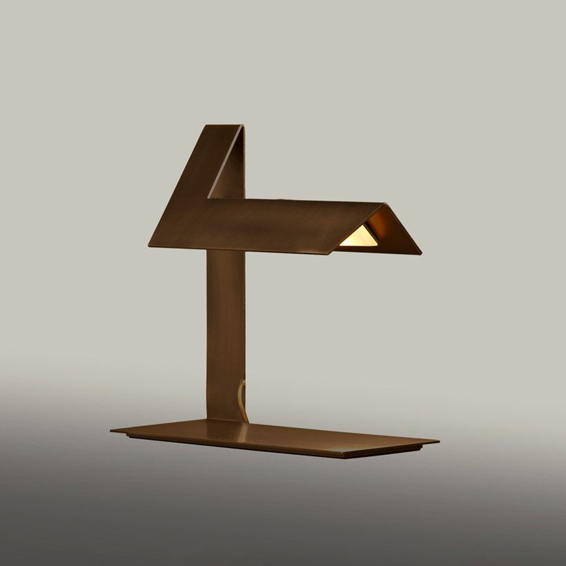 Fambuena Luminotecnia Plié LED Table Lamp| Image:1