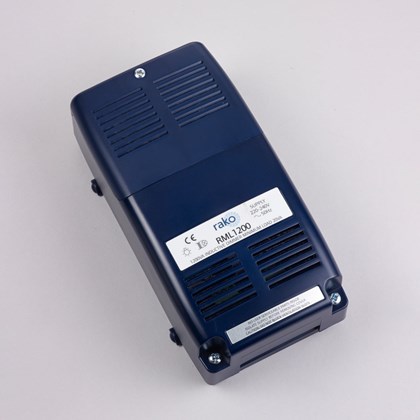 Rako RML1200 Inline RF Leading Edge Wireless Dimmer with wireless icon alternative image