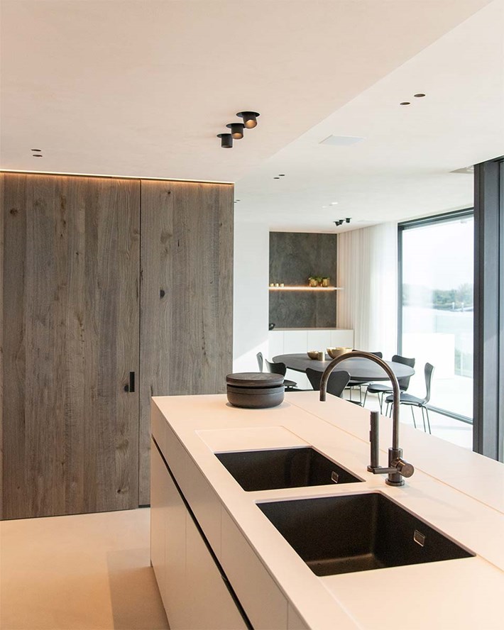 Prado Surface Spot Mini Ceiling Light| Image:5
