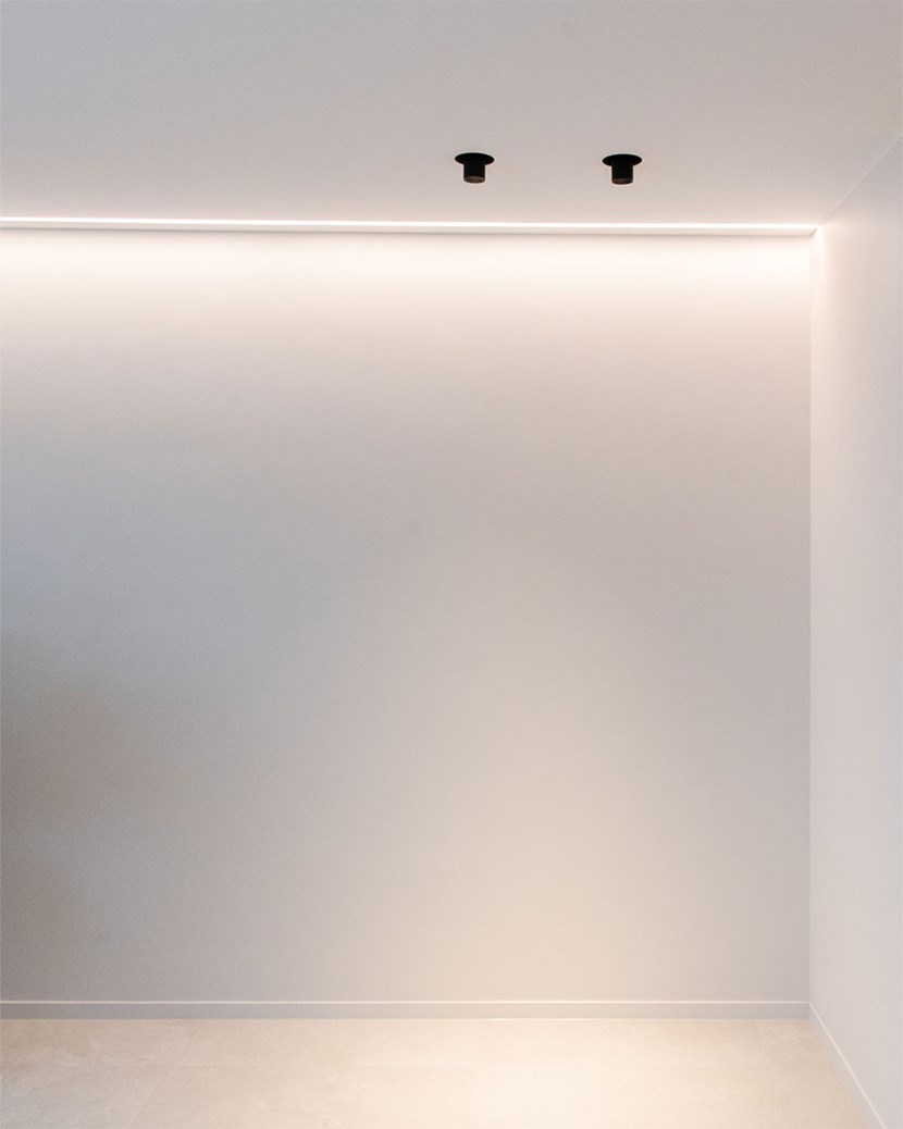 Prado Light + Ventilation Long Trimless Plaster-In Adjustable Downlight| Image:11