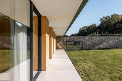 Meadow House, Essex - image 16