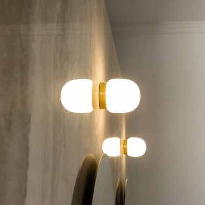 Contain Nuvol Simple Wall Light with brushed brass base alternative image