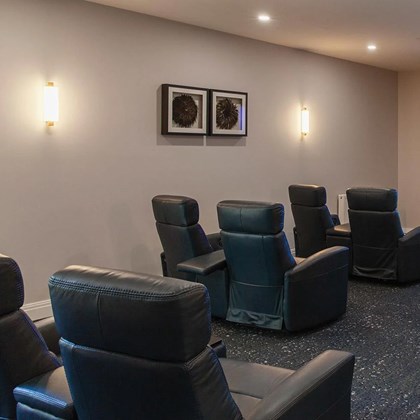 Rakumba Metropol LED Wall Light alternative image