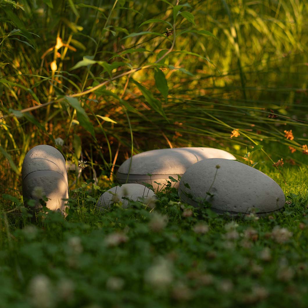 9010 Pria Brenta 1125A LED Outdoor Floor Path Light | Darklight