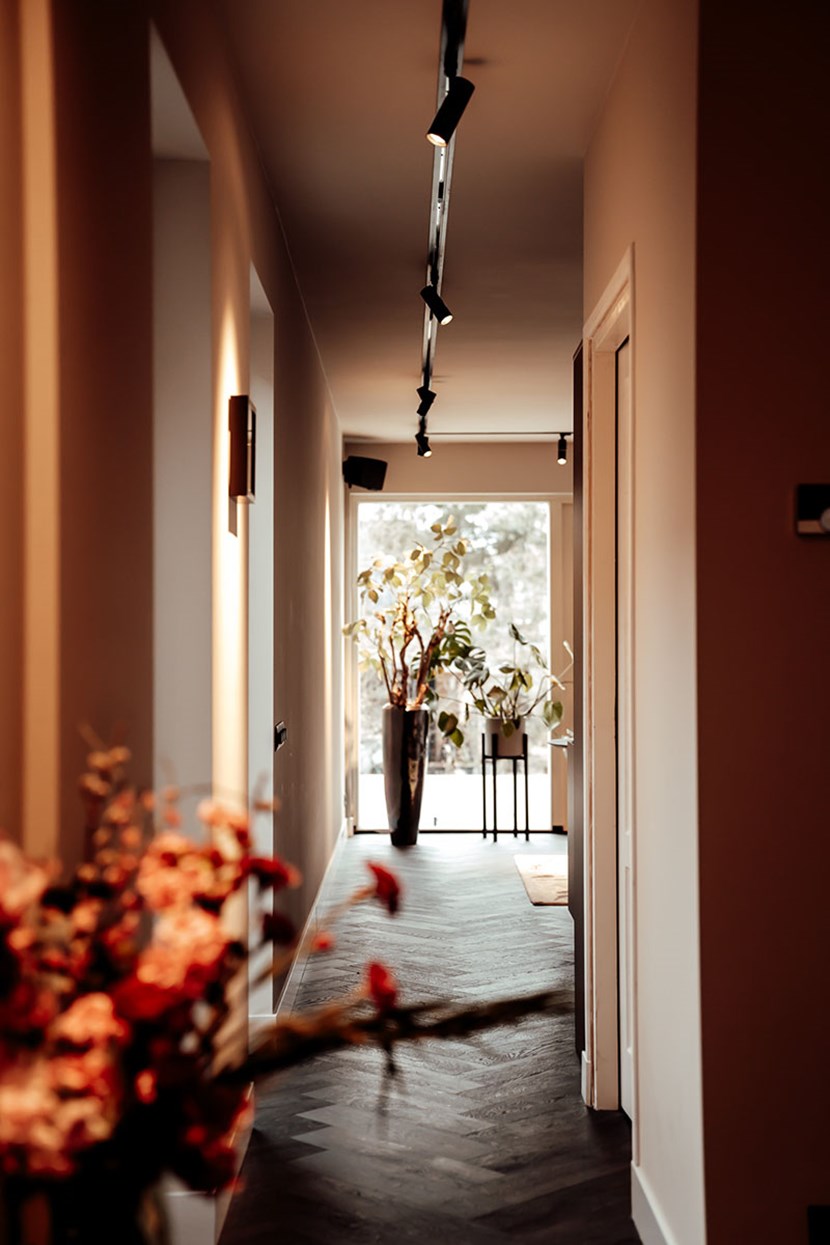 DLD Alps 3 Phase LED Dimmable Recessed Mounted Modular Track System Components| Image:0