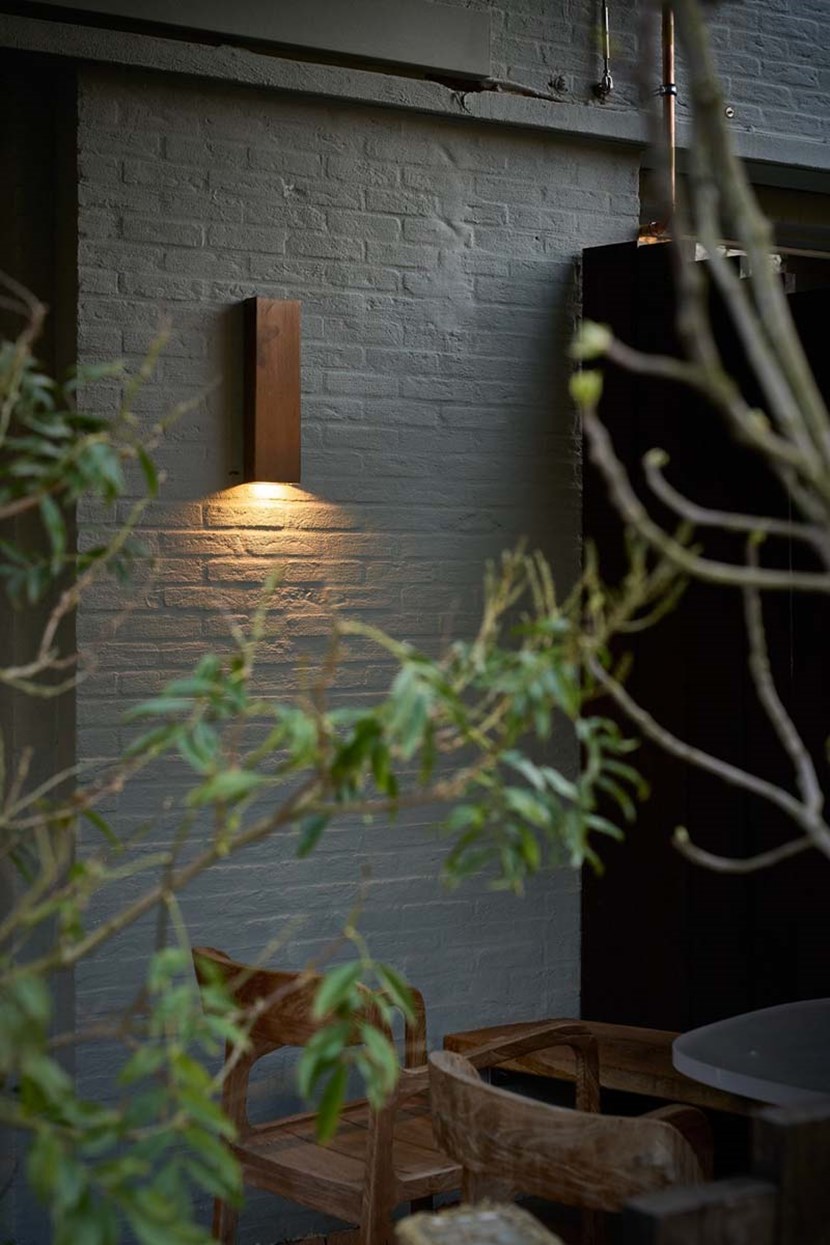PVD Concept Simply Pillar Large LED Outdoor Wall Light| Image:0
