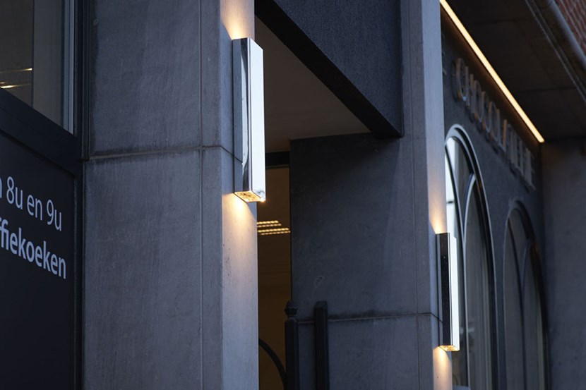 PVD Concept Simply Pillar Large LED Outdoor Wall Light| Image:12