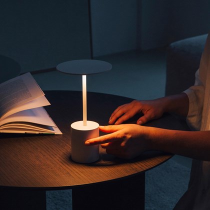 Arkoslight Yoru LED Portable Cordless Table Lamp alternative image