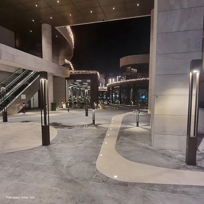 LLD Tiresia S Outdoor IP67 LED Flush Glass Path Light alternative image