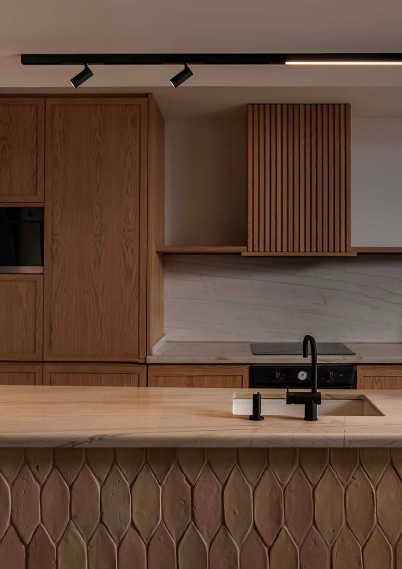 Faro Neso Slim Magnetic Track Lighting System| Image:1