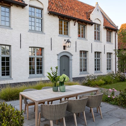 L'ombre Louis Arm Outdoor Wall Light alternative image