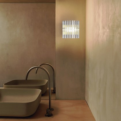 Robin Blur Wall Light alternative image