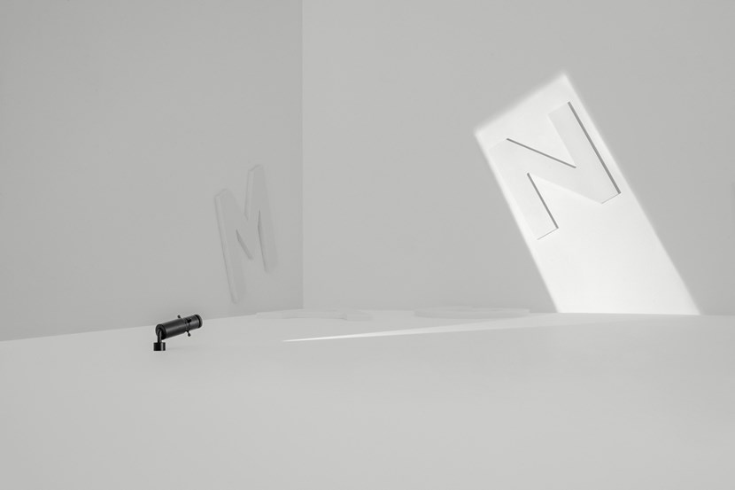 Arkoslight Magnetic 24V Micro Shaper LED Adjustable Semi-Recessed Spotlight| Image:0