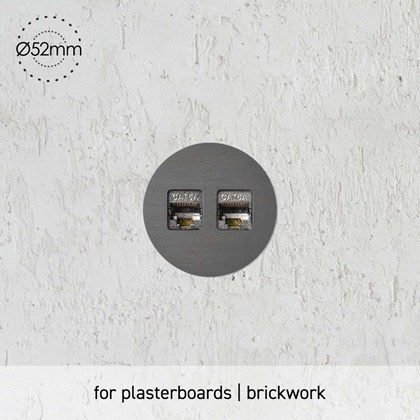 Rond UK Data Port Small Trim Retrofit Wall Socket installed in plasterboard 52mm diameter