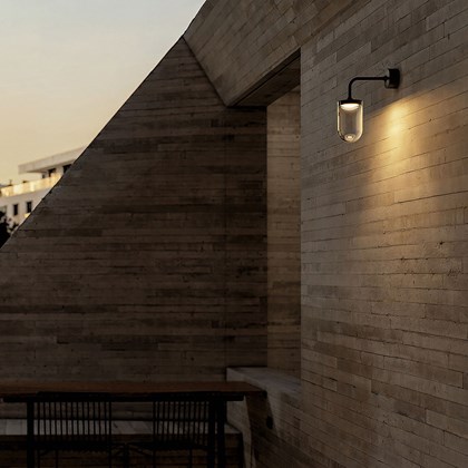 IP44.DE Aam.2 IP65 Outdoor Wall Light alternative image