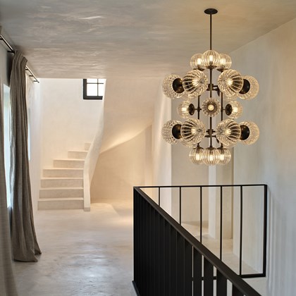 Schwung Glow Chandelier alternative image