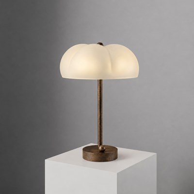 Schwung Hana Medium Table Lamp