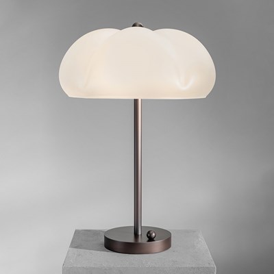 Schwung Hana Large Table Lamp