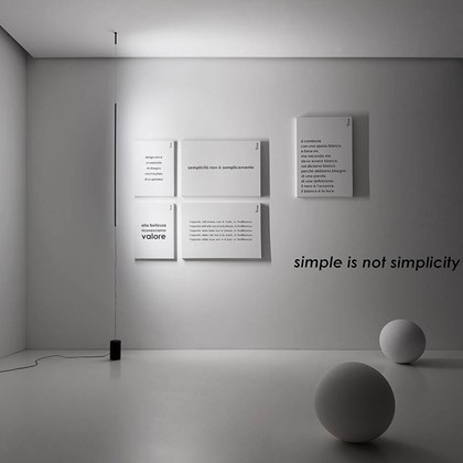 Vesoi Stelo137 LED Floor-To-Ceiling Light alternative image